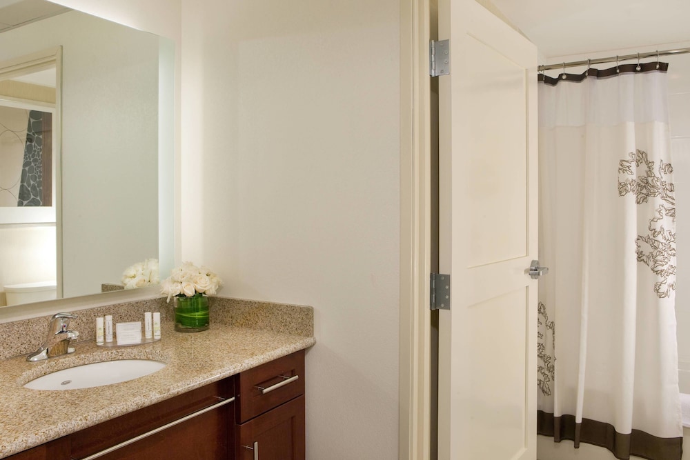 RESIDENCE INN SYRACUSE DOWNTOWN AT ARMORY SQUARE 47/50