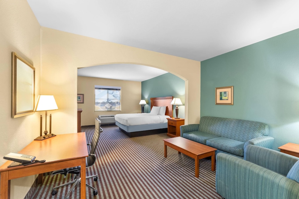 Quality Inn & Suites - Marlin 38/56