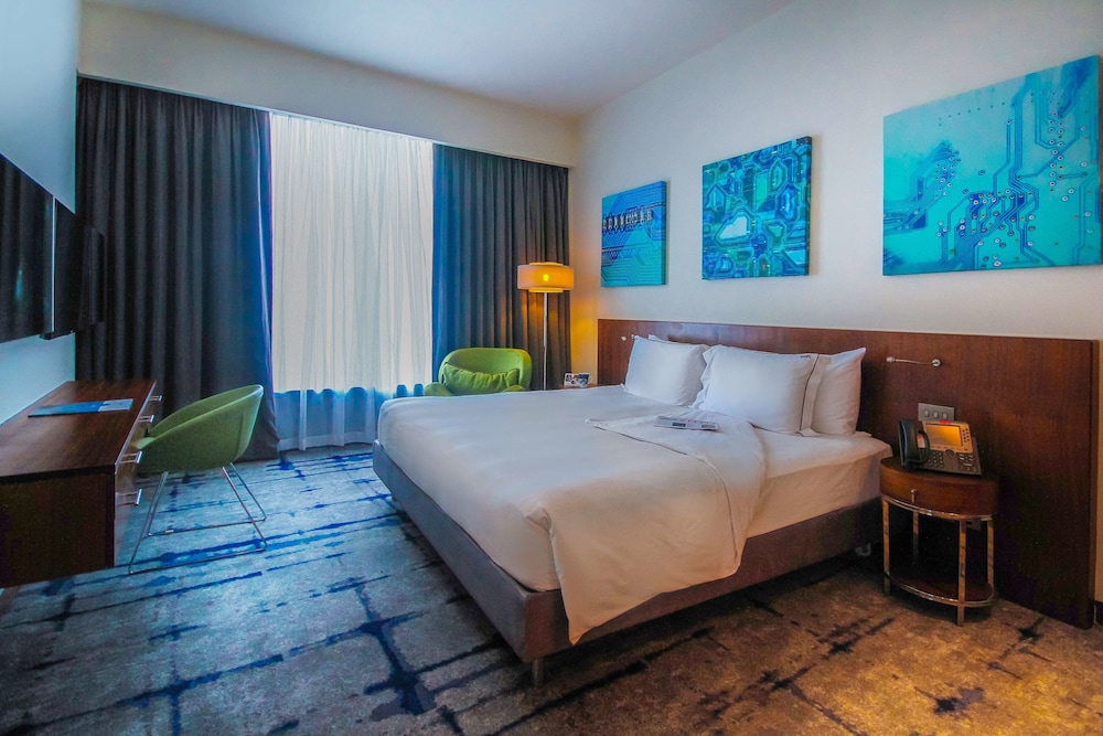 Media One Hotel Dubai, WorldHotels Crafted 32/97