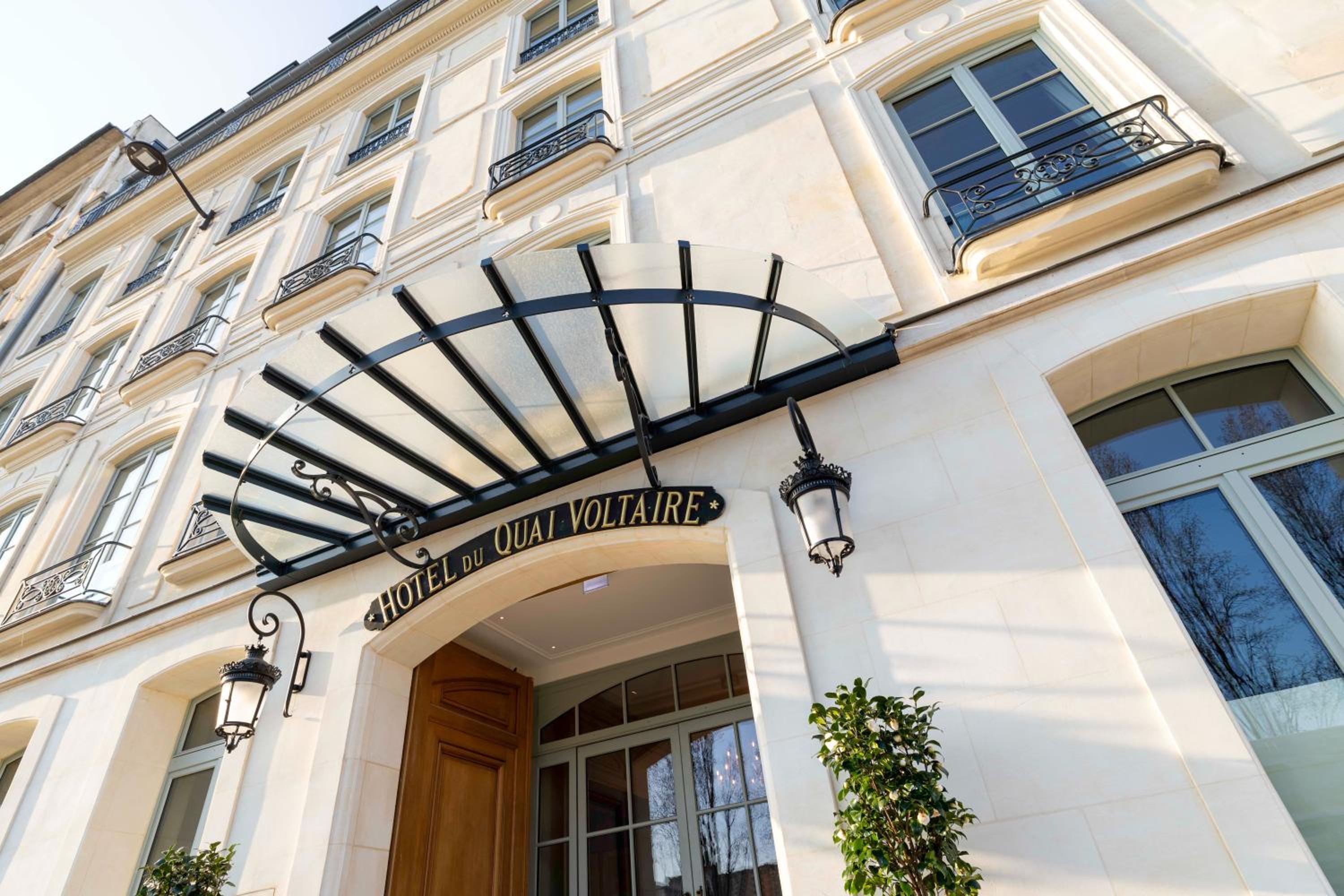 HOTEL DU QUAI VOLTAIRE 7/52