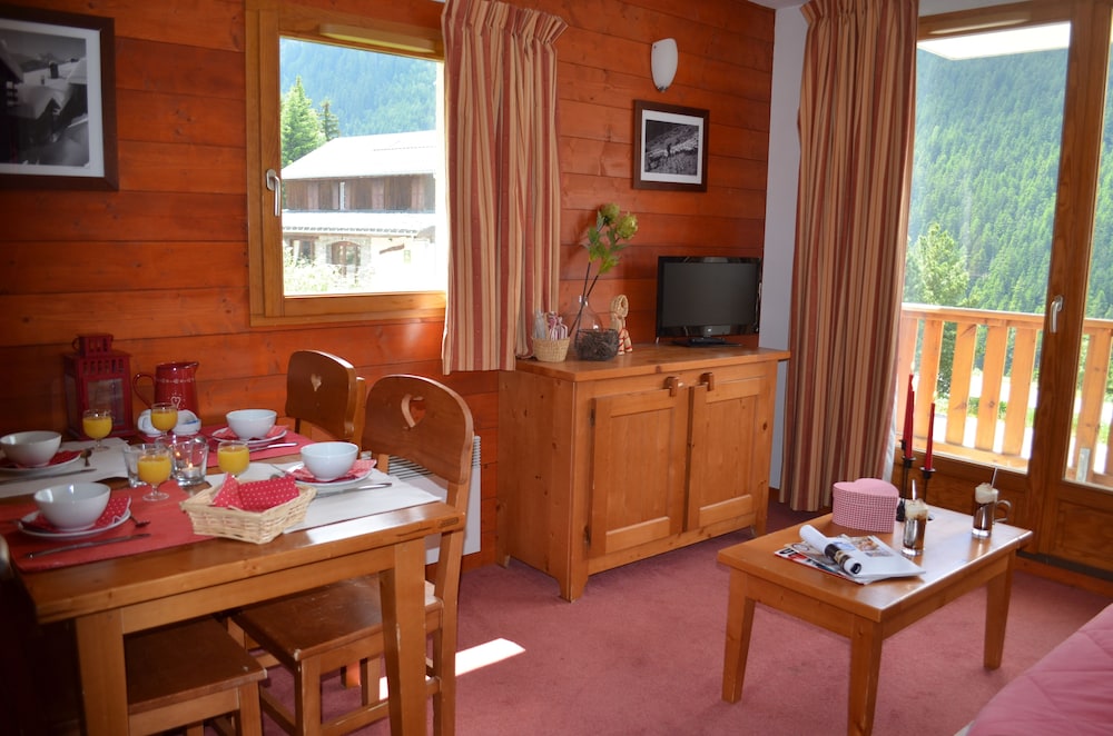 Residence Vacanceole Les Chalets de la Ramoure 34/42