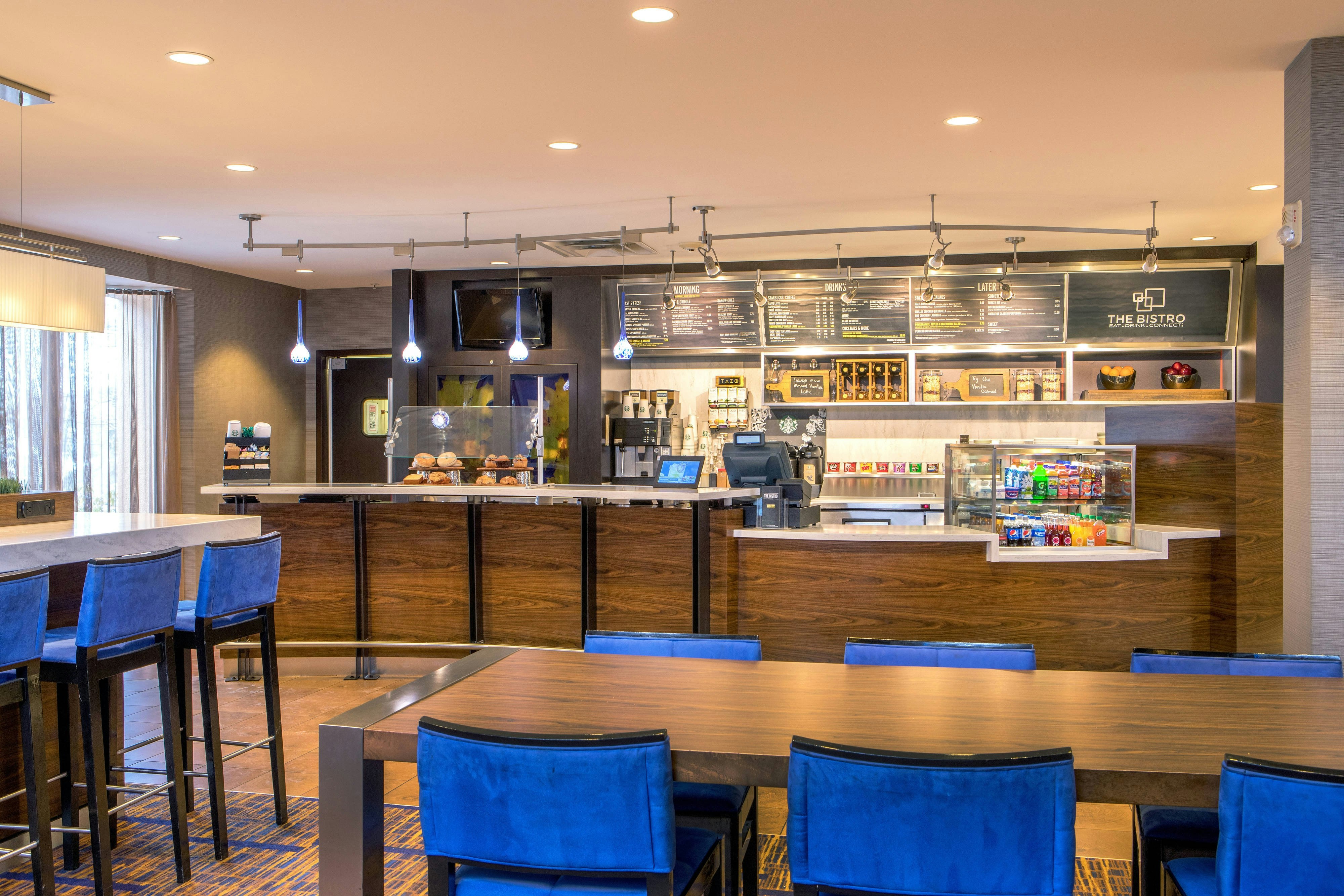Courtyard by Marriott Hartford Manchester 13/18