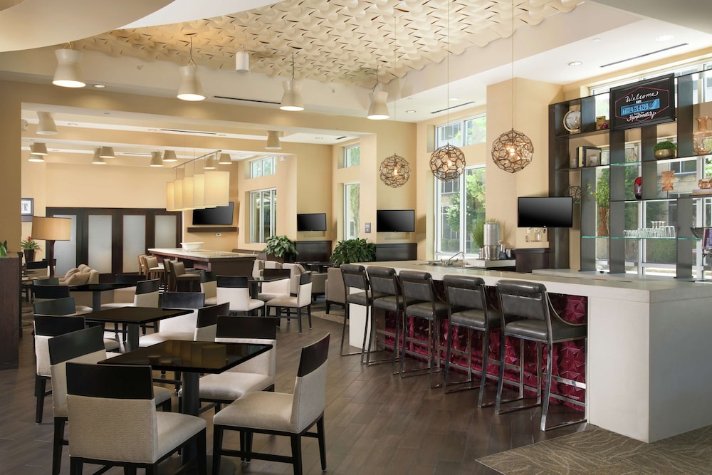 Hampton Inn & Suites Chattanooga Downtown 52/66