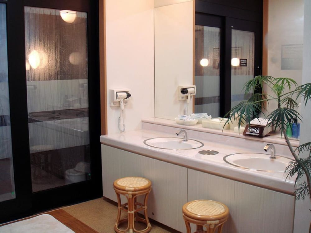 Hotel Route Inn Tomakomai Ekimae 14/40
