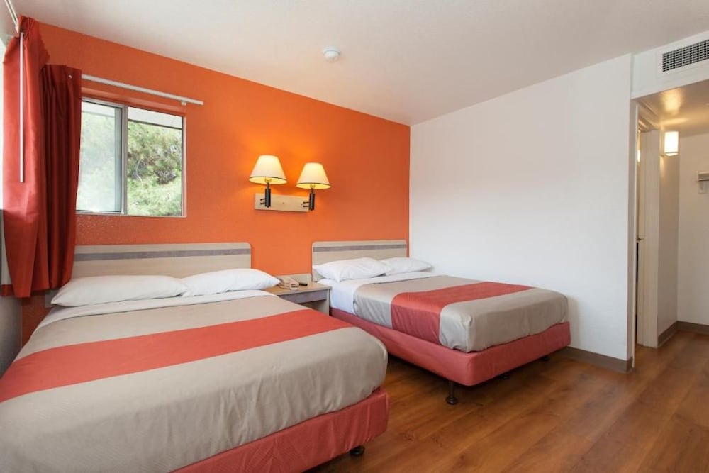 Motel 6 Davis - Sacramento Area 36/58