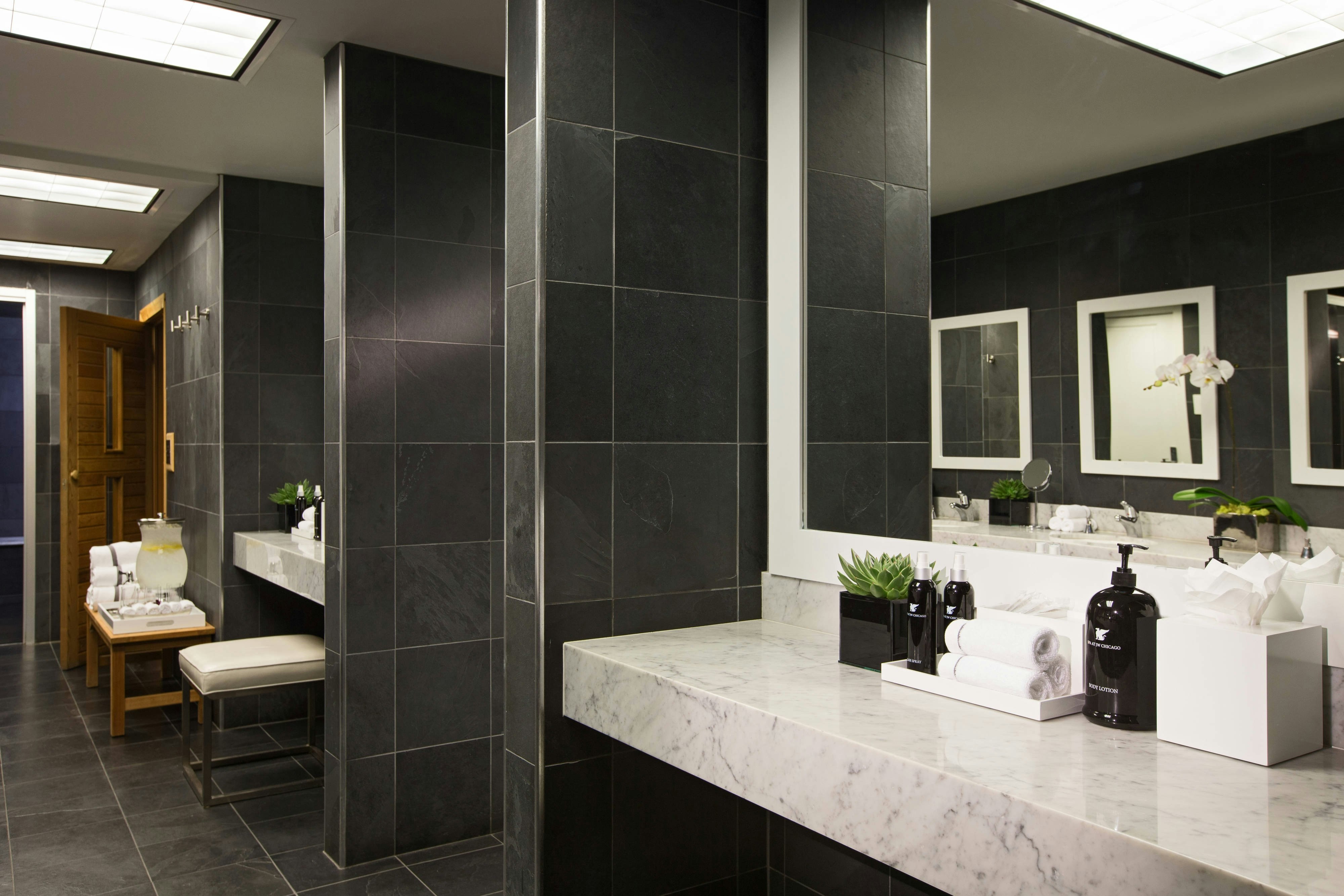 Jw Marriott Chicago 40/42