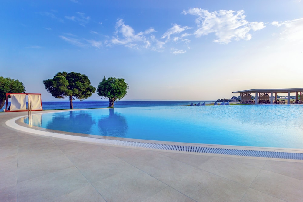 Ammoa Luxury Hotel & Spa Resort 48/50