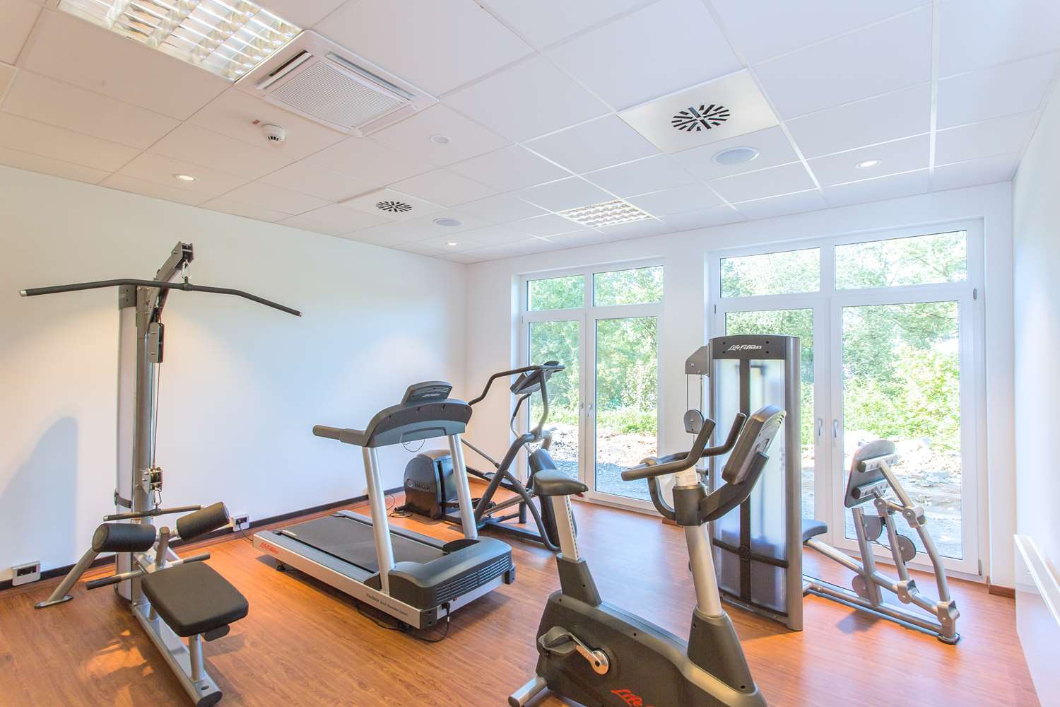 Best Western Queens Hotel Pforzheim-Niefern 13/27