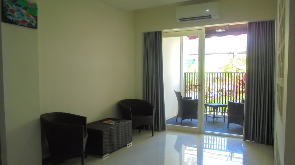 The Kanjeng Suites Kuta Galeria - Bali 34/56