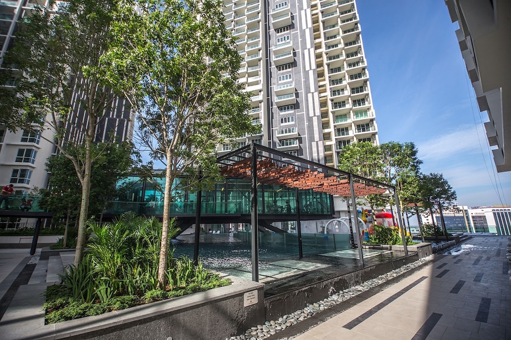 Swiss Garden Hotel Melaka 5/50