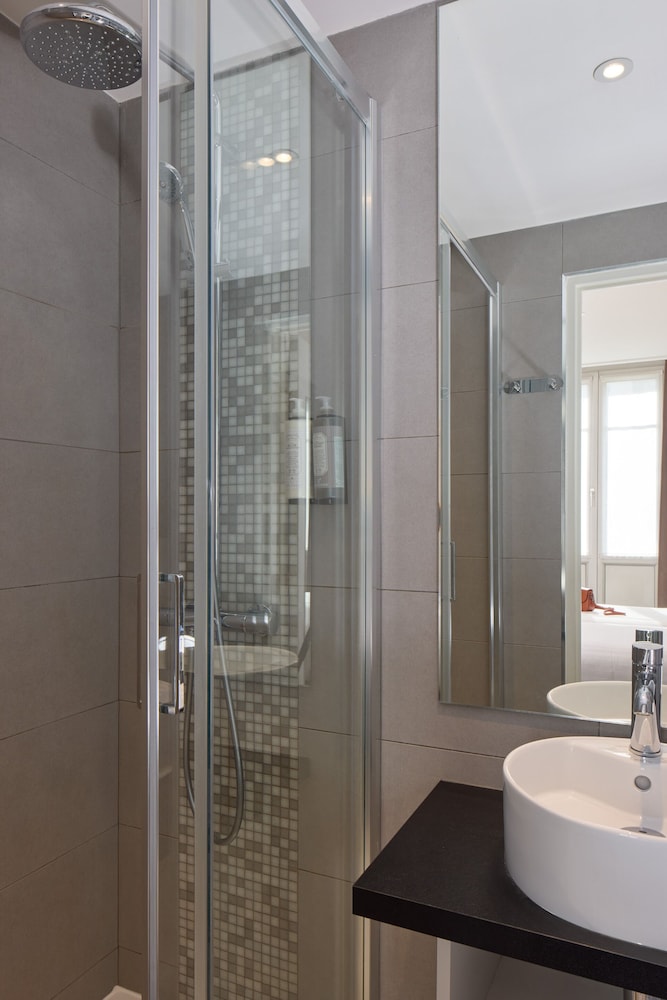 Timhotel Odessa Montparnasse 57/58