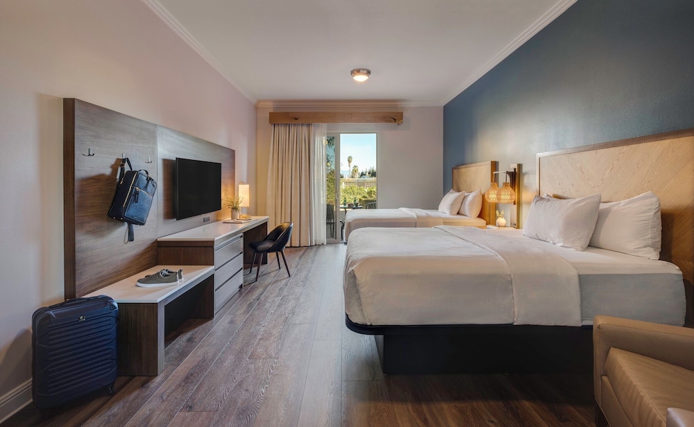 Ayres Hotel Chino Hills 14/55