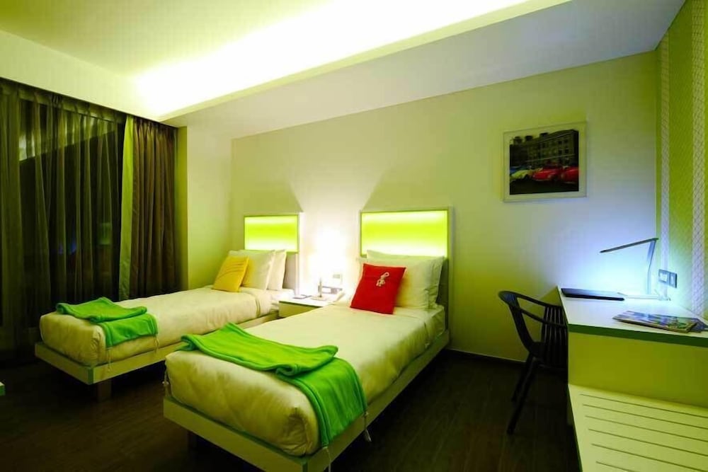 The Lime Boutique Suites 11/38