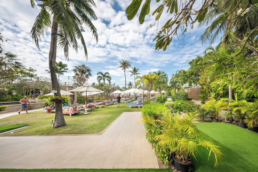 Jomtien Palm Beach Hotel and Resort 40/49