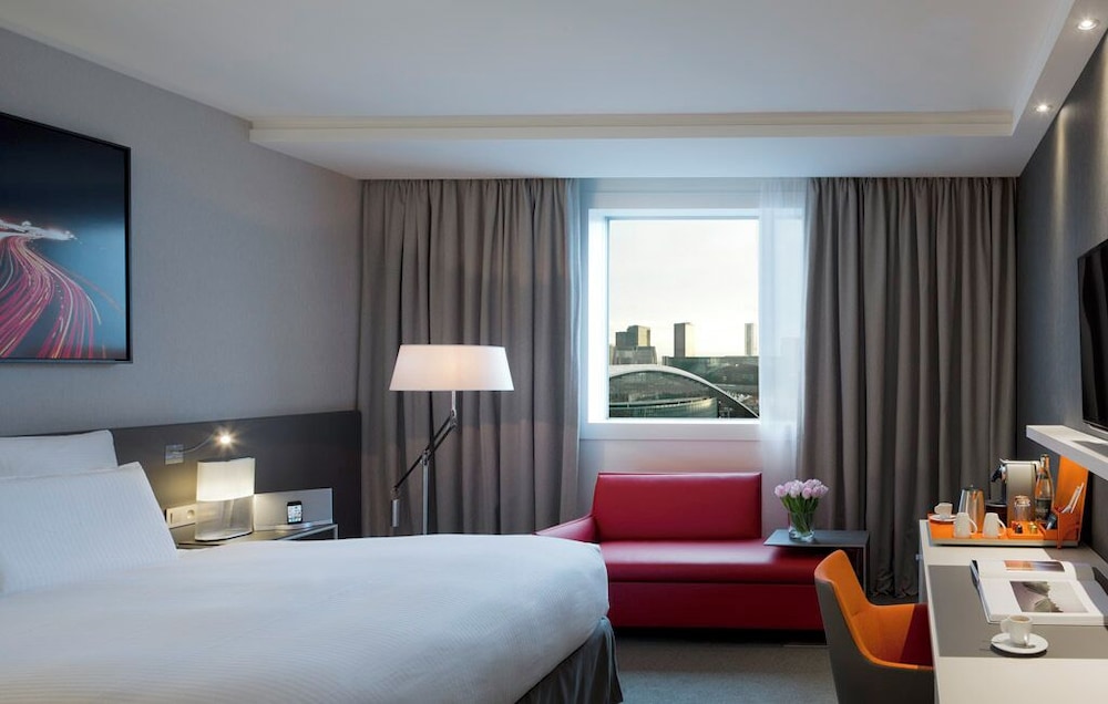 Pullman Paris Montparnasse 18/64