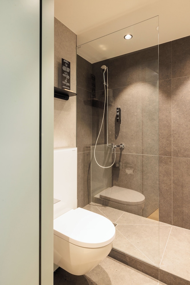 Fred Hotel Leonhardstrasse - Self Check-in 64/67