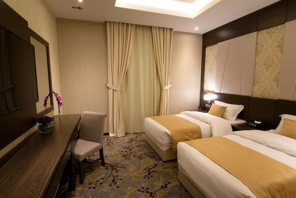 Ayan furnished units and Suites 13/50