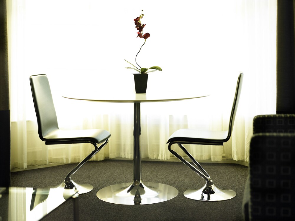 Kensington House Aparthotel by Warren Collection 21/59