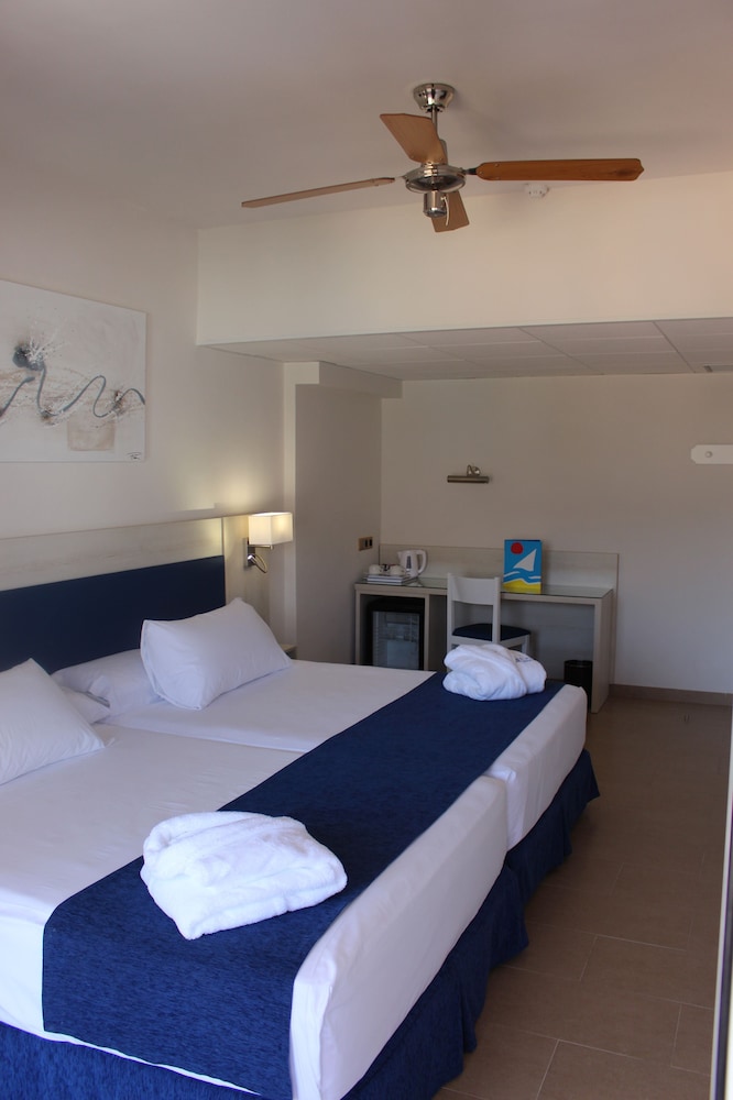 Playadulce Hotel 37/58