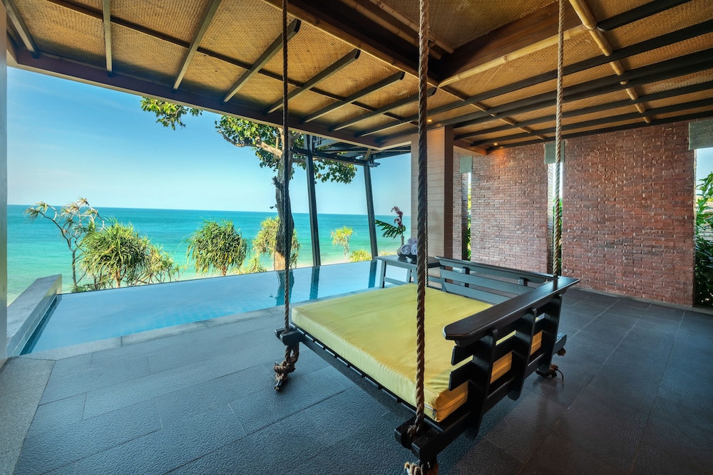 Nirvana Beach Resort and Spa 23/50