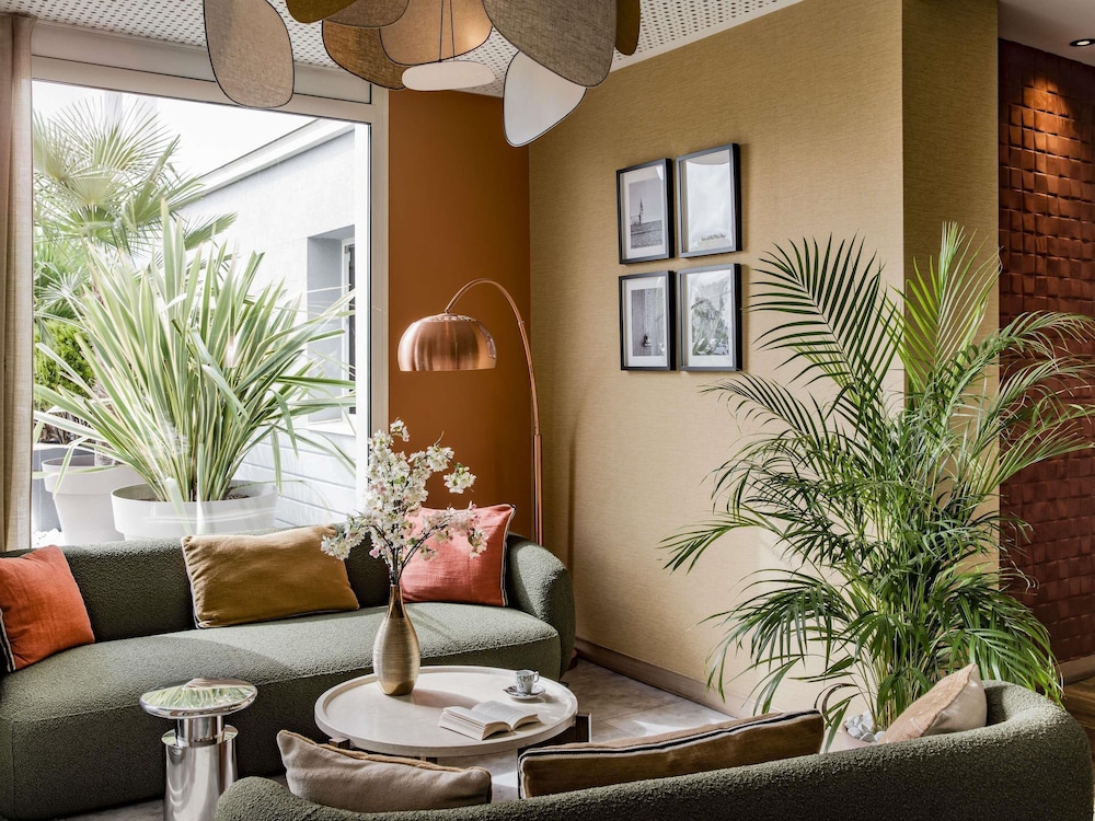 MERCURE Chartres Est 42/65