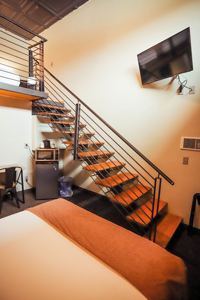 The Hotel Sturgis 35/50
