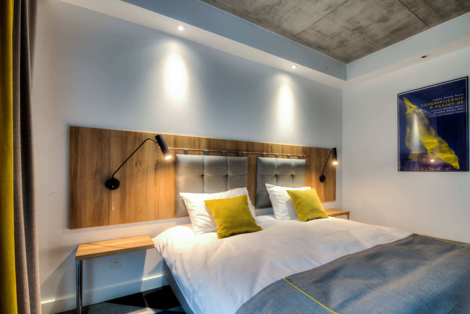 2 BEDROOMS, EXECUTIVE, SUITE