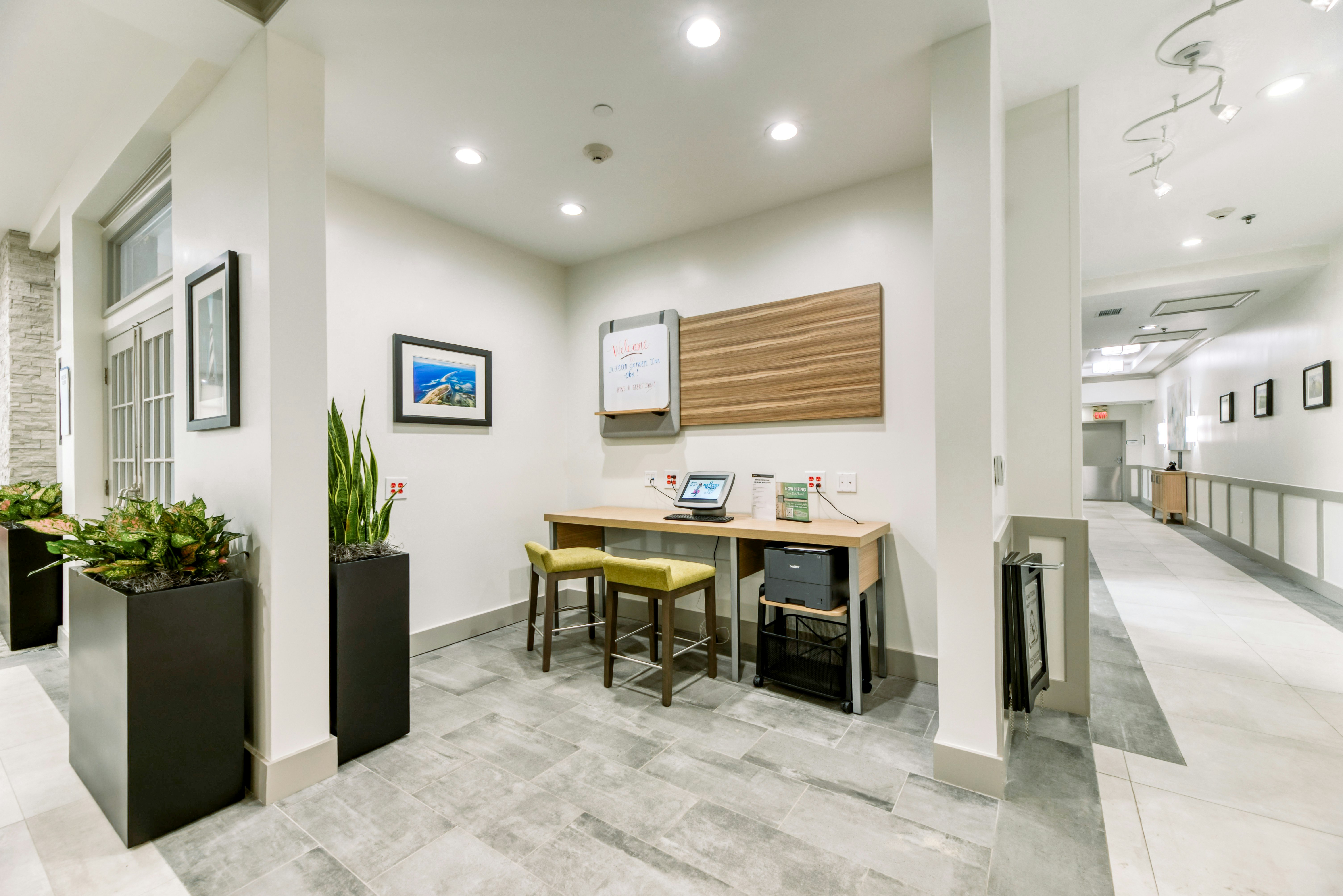 Hilton Garden Inn Outer Banks/Kitty Hawk 32/48