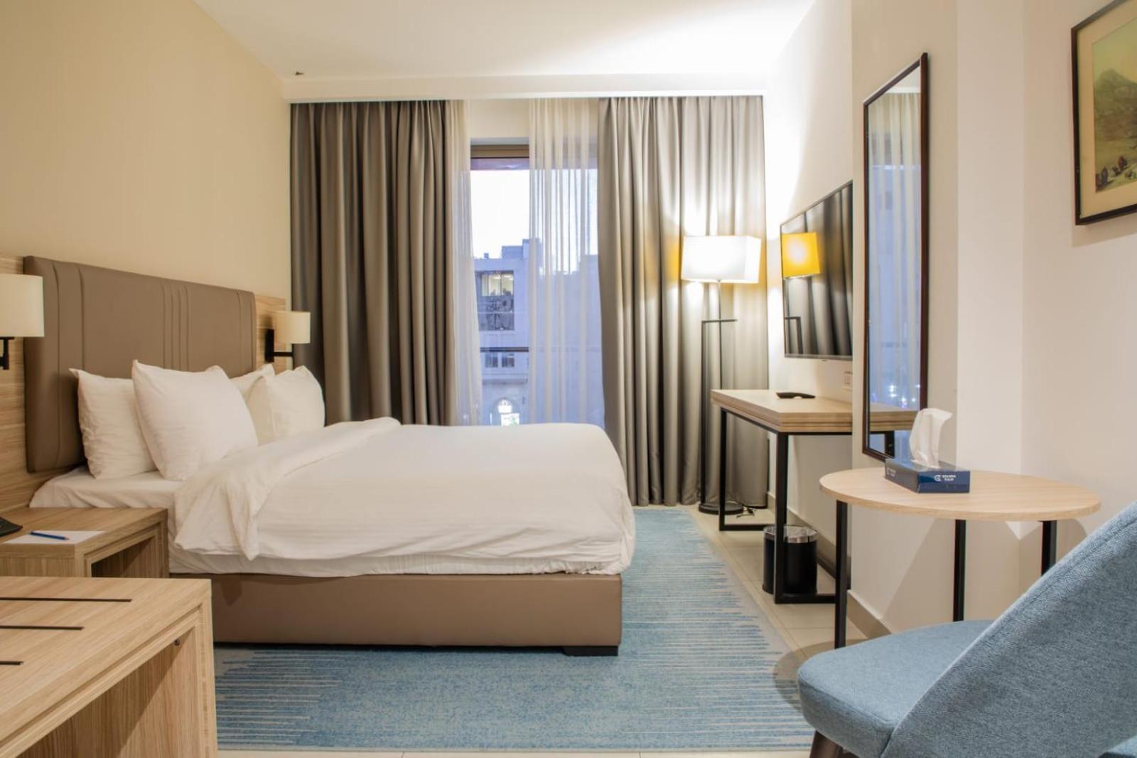 Golden Tulip Amman 42/83