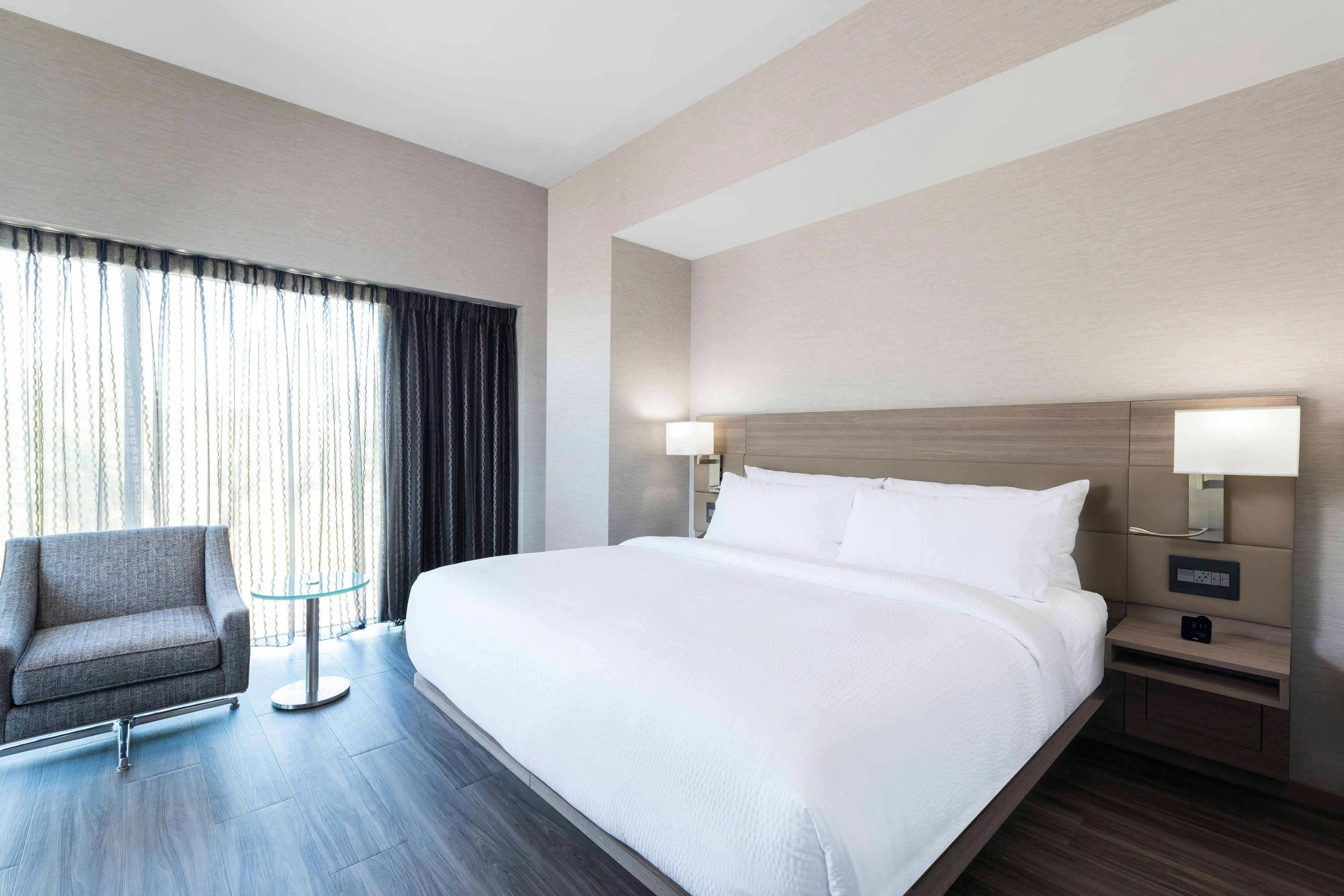 AC Hotel by Marriott Boston Cambridge 4/33