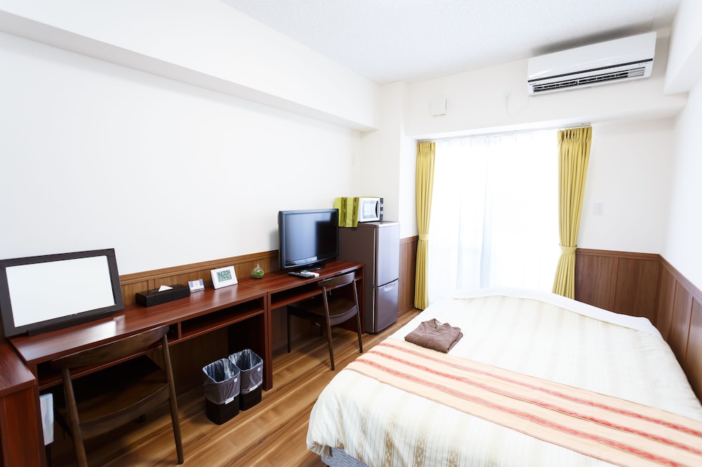 ROOM, SINGLE