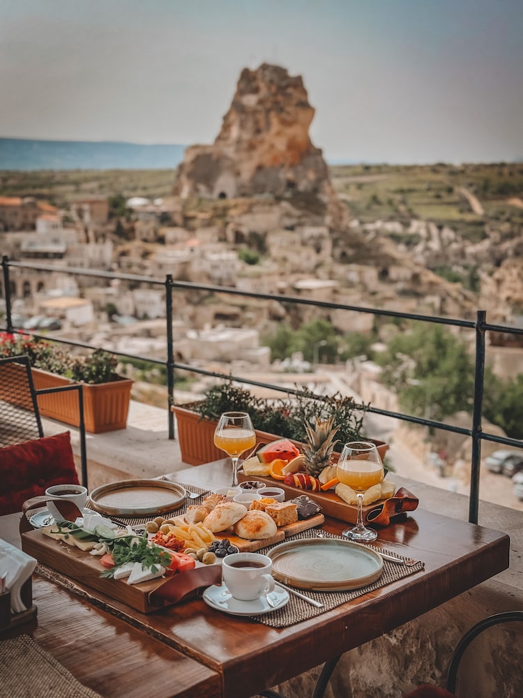 Vita Cave Suites 37/48