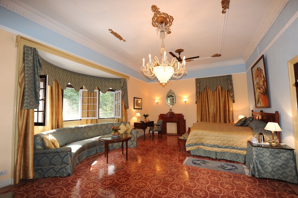 Welcomheritage Taragarh Palace 31/50
