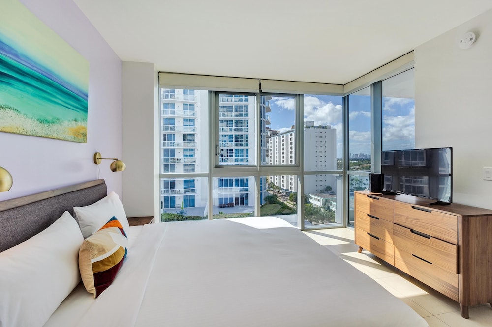 Dharma Home Suites Miami At Monte Carlo 31/53