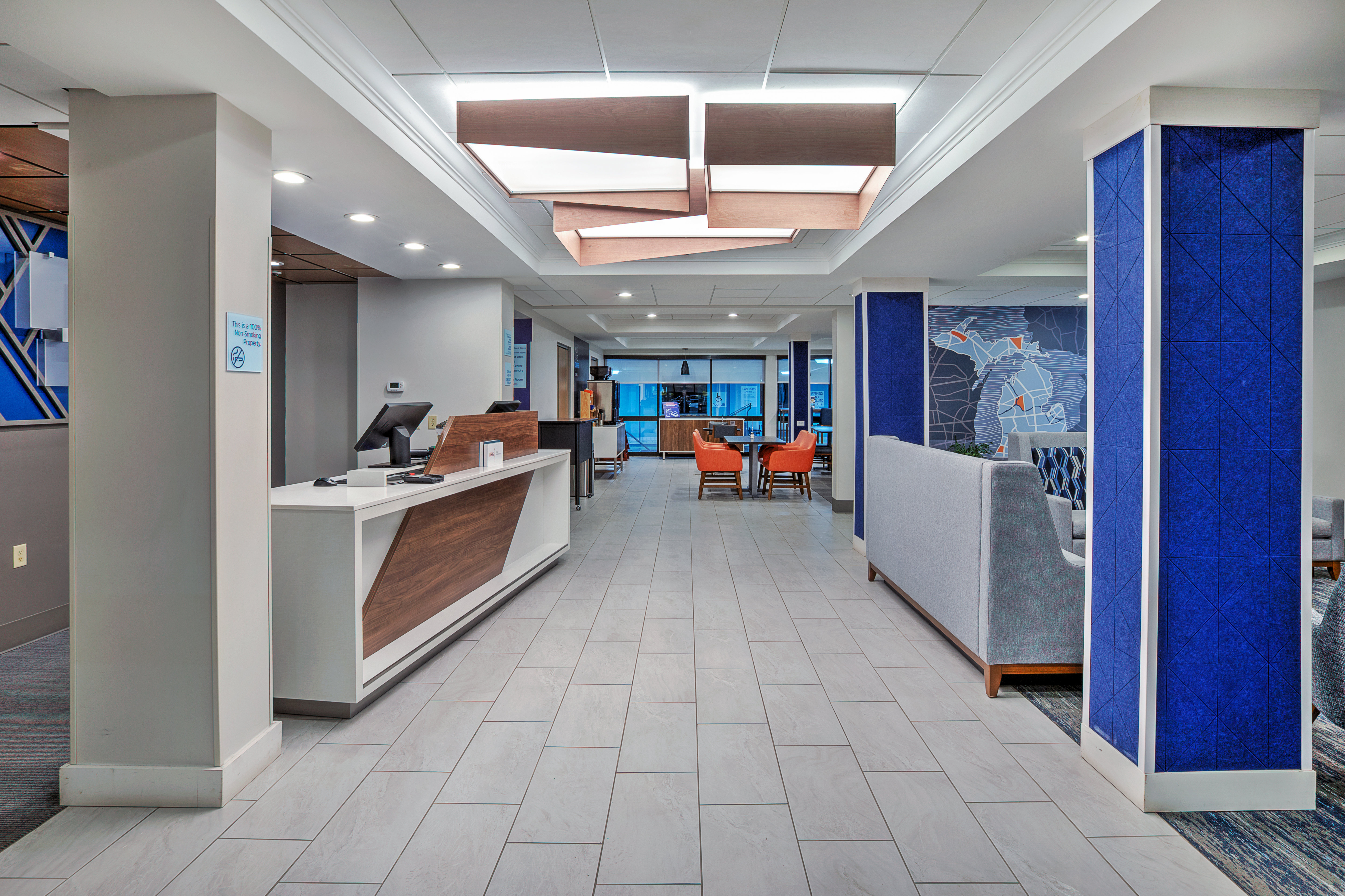 HOLIDAY INN EXPRESS SAULT STE MARIE 5/30