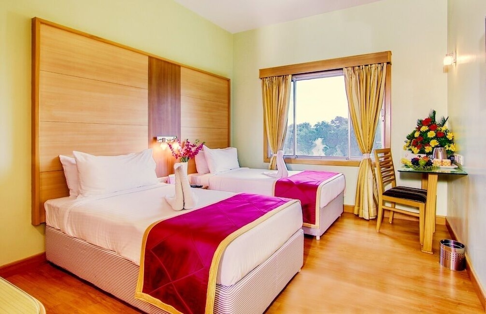 Tara Comfort Hotel Ramoji Film City 13/33