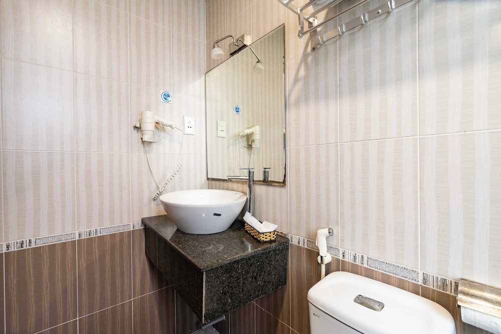 Collection O Hoa Trang An Hotel - Near Airport 40/43