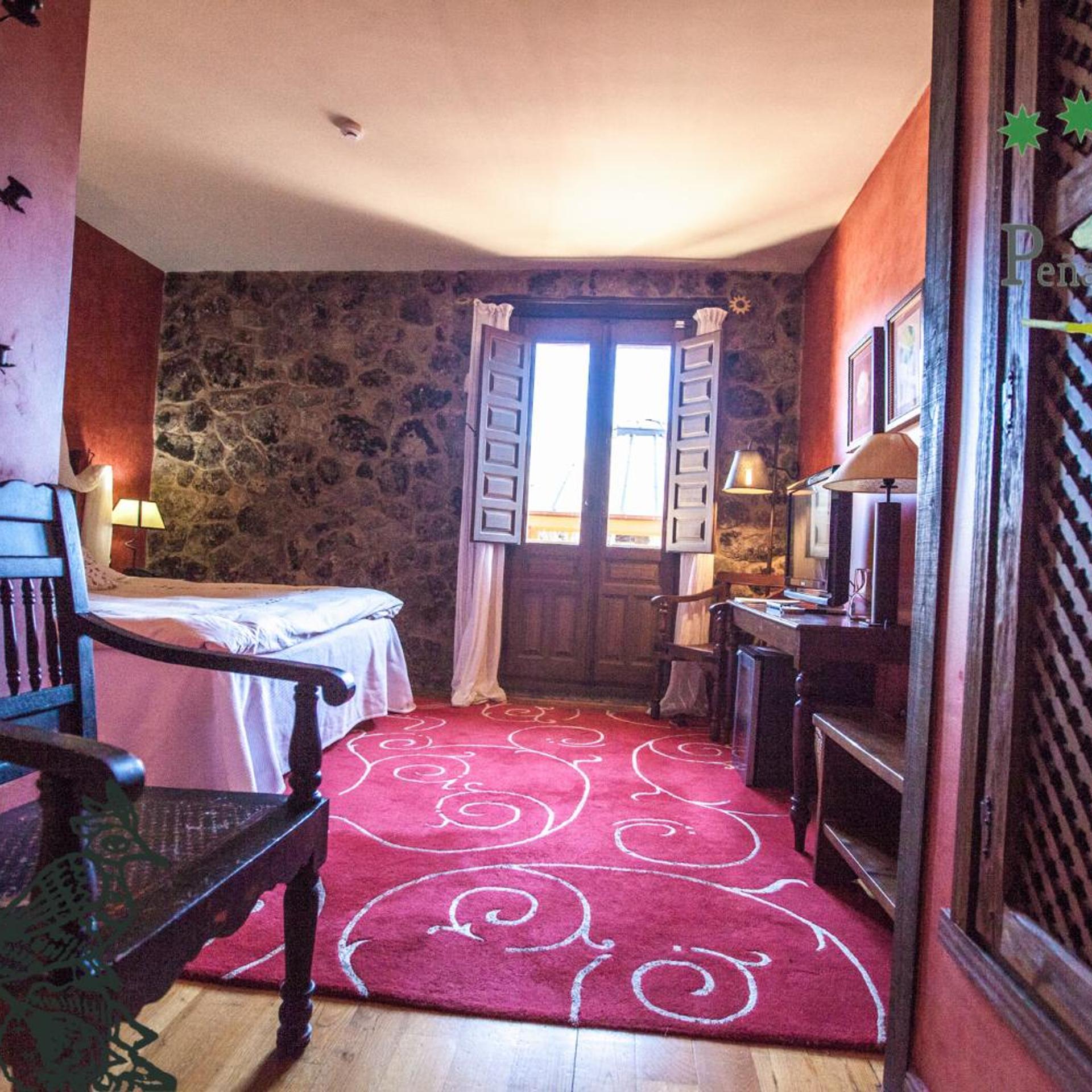 Hotel Ruralis Peña Del Alba 16/50