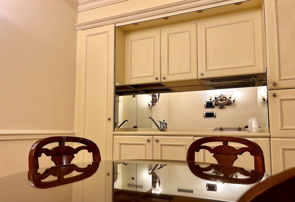 Torre dell Orologio Suites 6/60