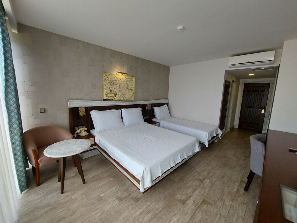 Assos Barbarossa Hotel 28/74