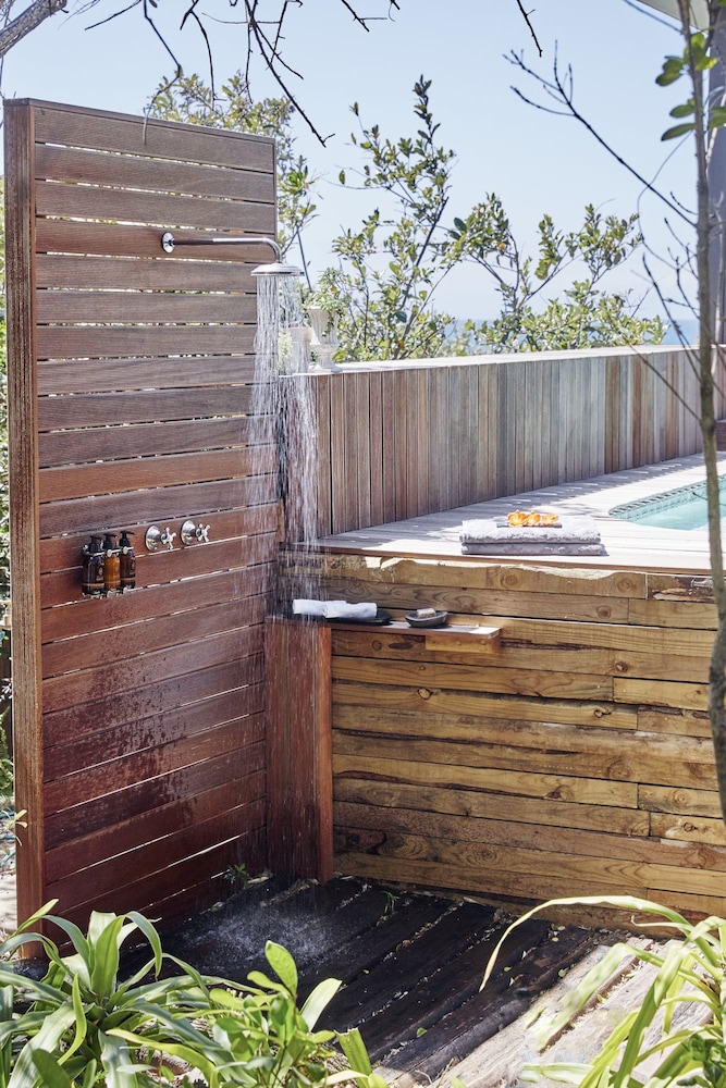 Prana Lodge 27/44