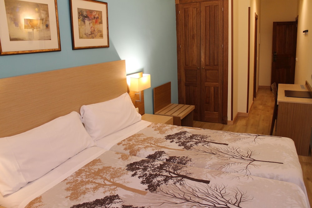 STANDARD, DOUBLE BED