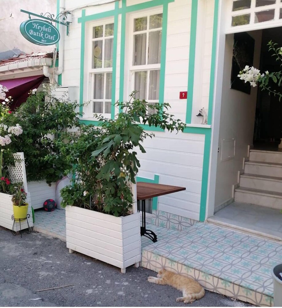 Heybeli Butik Hotel 10/50
