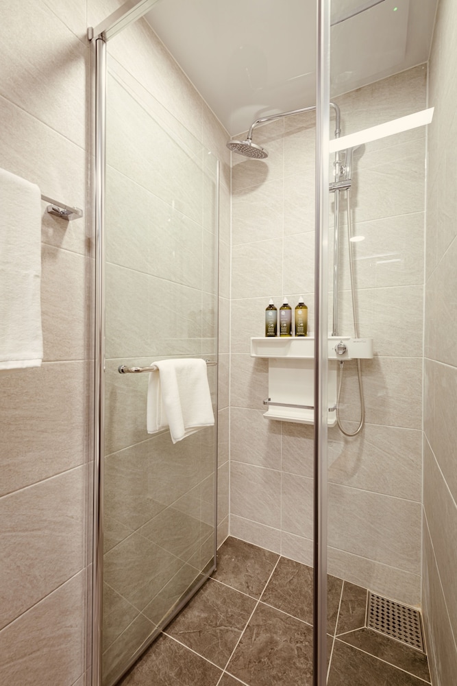 Sollago Myeongdong Hotel and Residence 48/50