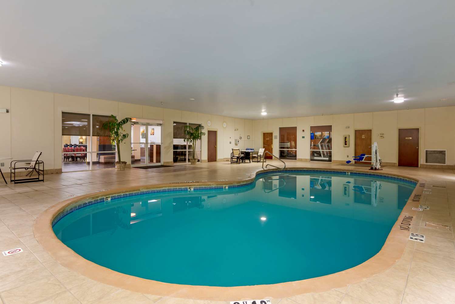 Comfort Suites Milledgeville 26/37