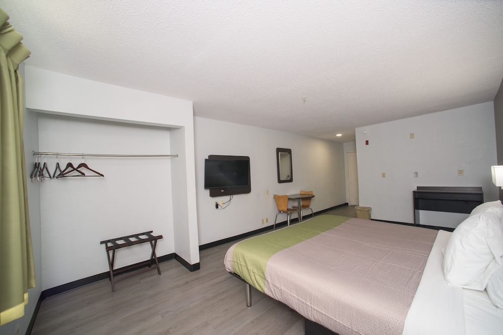 Motel6 New Iberia, LA 14/58
