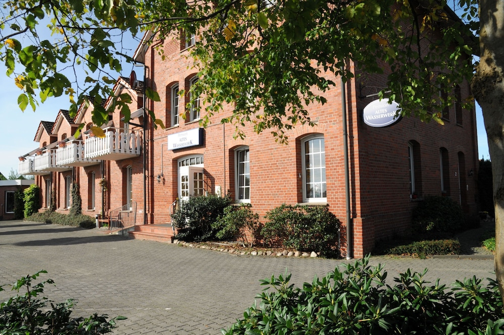 Pension Altes Wasserwerk 55/62