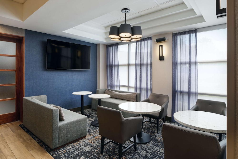 Hyatt Place Greensboro 41/54