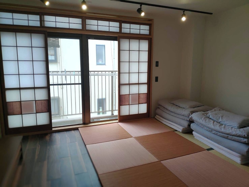 Guest House WA - Hostel 52/62