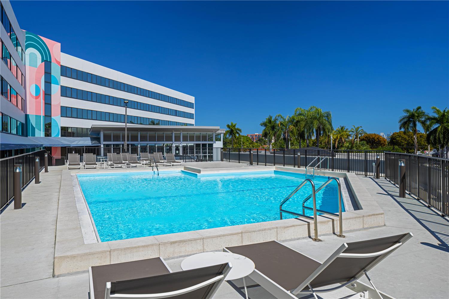 Sonesta Miami Airport 65/66